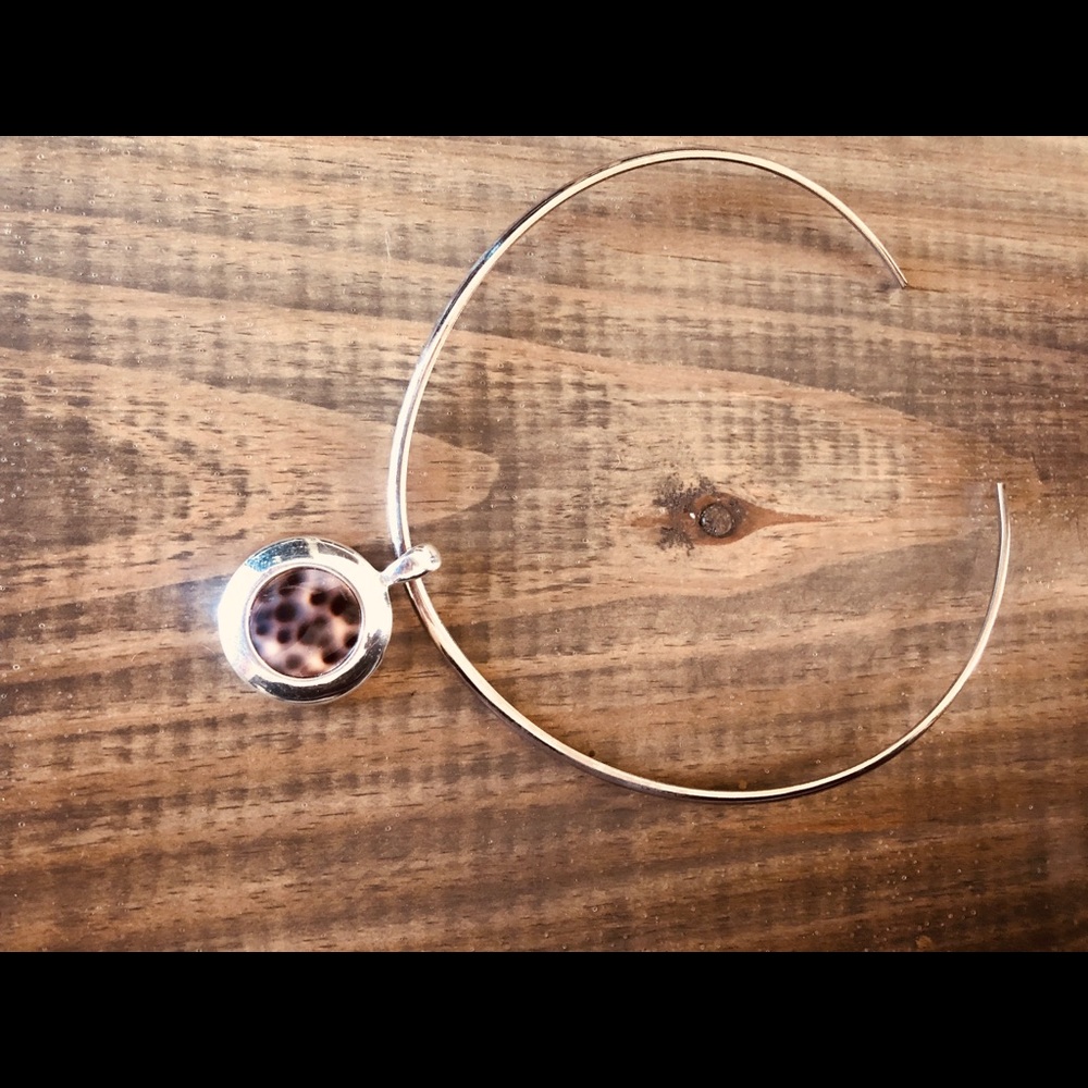 Necklace with tortoise slide charm
